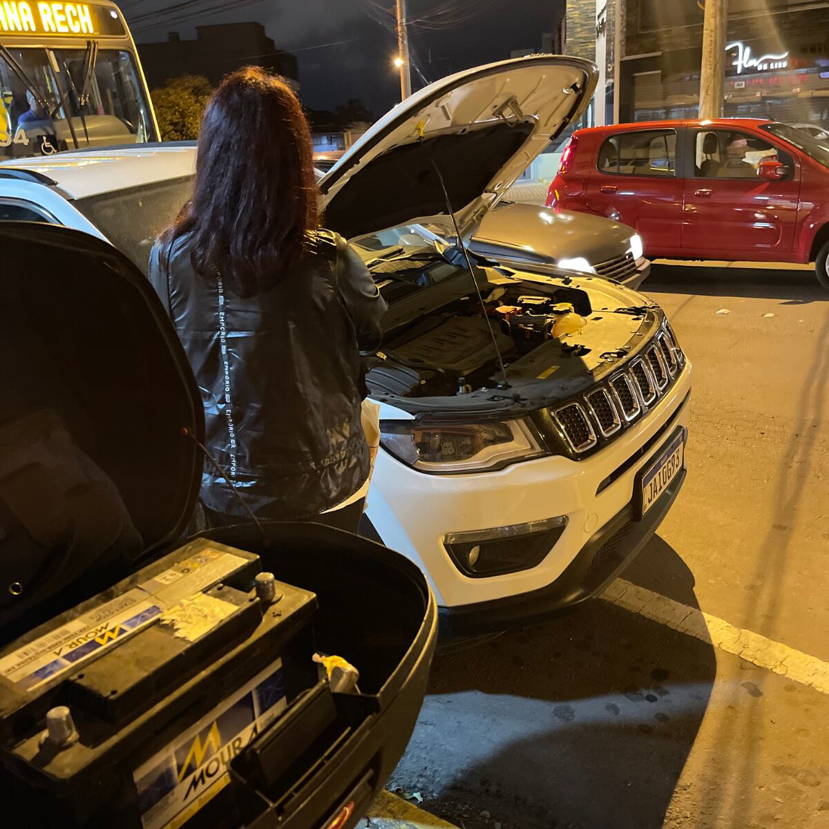 Instalação de bateria automotiva